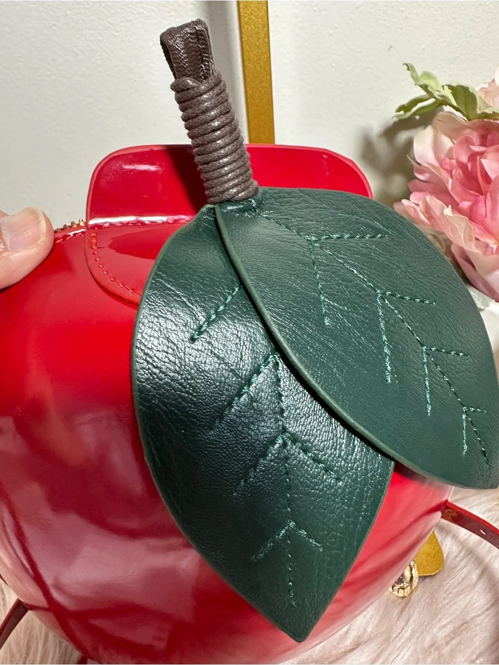 Red Apple-Shaped Women’s Backpack with Green Leaf Accent
